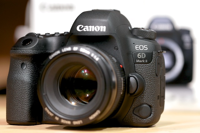EOS 6D Mark II（Canon）